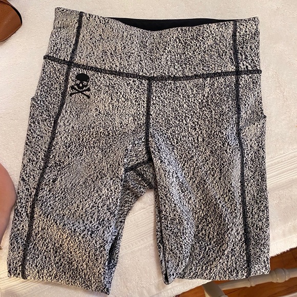 Lululemon Soulcycle leggings - Picture 4 of 9